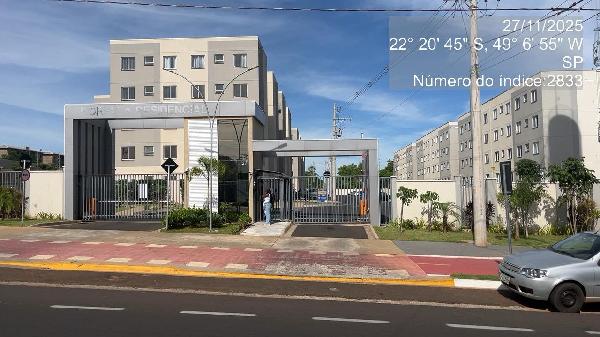 Vende-se em Bauru-SP  apto, 86.62 de área total, 39.30 de área privativa,  2_qto(s), WC, 1_sala(s), cozinha, 1_vaga(s) de garagem.