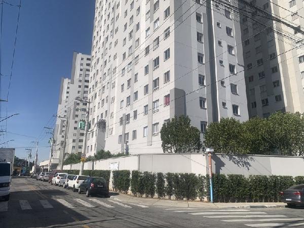 Vende-se em Guarulhos-SP  apto, 75.64 de área total, 43.43 de área privativa,  2_qto(s), WC, 1_sala(s), cozinha, 1_vaga(s) de garagem.