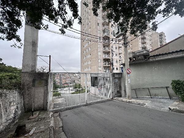 Vende-se em Carapicuiba-SP  apto, 96.53 de área total, 48.80 de área privativa,  2_qto(s), WC, 1_sala(s), cozinha, 1_vaga(s) de garagem.