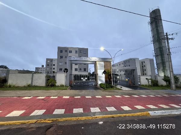 Vende-se em Bauru-SP  apto, 86.62 de área total, 39.30 de área privativa,  2_qto(s), a.serv, WC, 1_sala(s), cozinha, 1_vaga(s) de garagem.