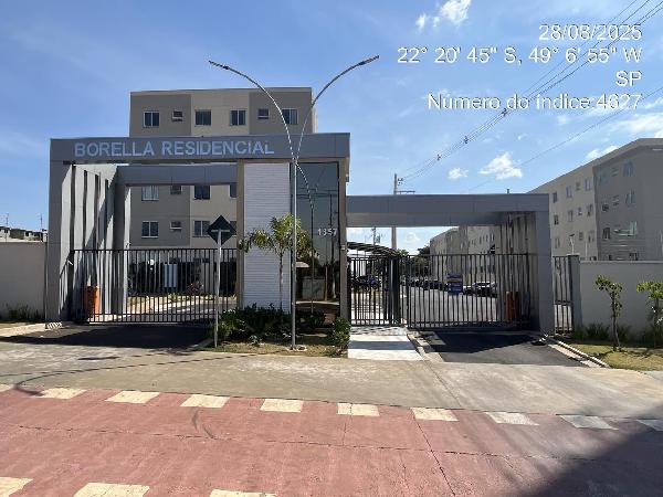 Vende-se em Bauru-SP  apto, 102.31 de área total, 51.75 de área privativa,  2_qto(s), a.serv, WC, 1_sala(s), cozinha, 1_vaga(s) de garagem.
