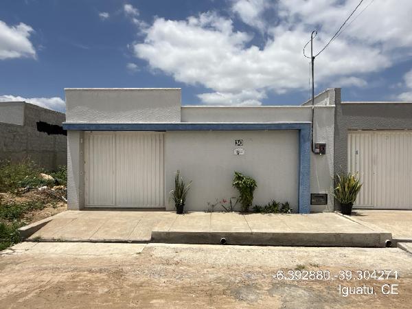 Vende-se em Iguatu-CE  Casa, 66.85 de área total, 66.85 de área privativa, 147.00 de área do terreno,  2_qto(s), a.serv, WC, 1_sala(s), cozinha, Terraco.