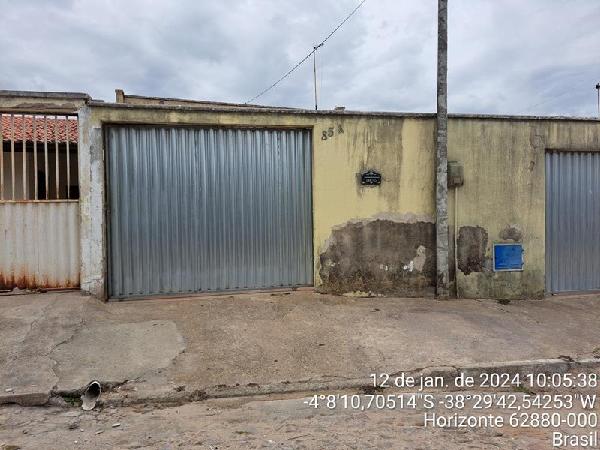 Vende-se em Horizonte-CE  Casa, 81.60 de área privativa, 396.00 de área do terreno,  2_qto(s), WC, 1_sala(s), cozinha, 1_vaga(s) de garagem.