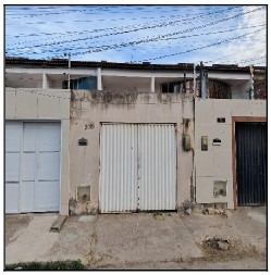 Vende-se em Maracanau-CE  Casa, 84.15 de área privativa, 0.00 de área do terreno.