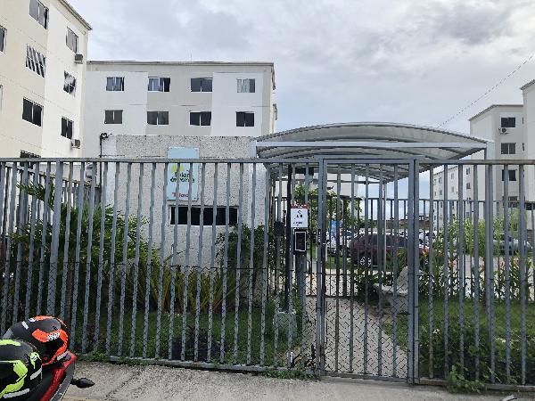 Vende-se em Fortaleza-CE  apto, 71.24 de área total, 44.28 de área privativa,  2_qto(s), WC, 1_sala(s), cozinha.