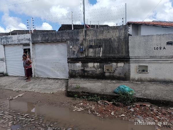 Vende-se em Horizonte-CE  Casa, 71.01 de área total, 71.01 de área privativa, 181.50 de área do terreno.