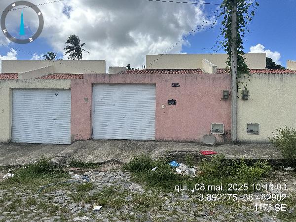 Vende-se em Horizonte-CE  Casa, 60.70 de área total, 60.70 de área privativa, 115.50 de área do terreno,  2_qto(s), 1_sala(s), cozinha.