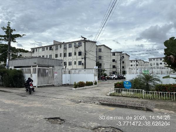 Vende-se em Caucaia-CE  apto, 47.18 de área total, 42.64 de área privativa,  2_qto(s), WC, 1_sala(s), cozinha, 1_vaga(s) de garagem.