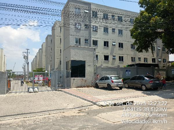 Vende-se em Fortaleza-CE  apto, 46.23 de área total, 38.40 de área privativa,  2_qto(s), WC, 1_sala(s), cozinha.