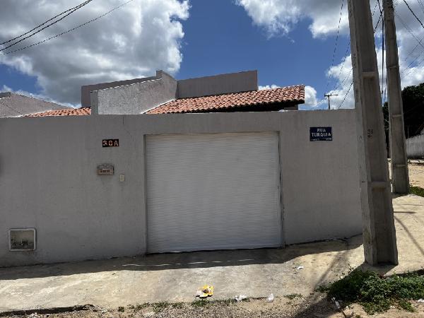 Vende-se em Horizonte-CE  Casa, 66.15 de área privativa,  2_qto(s), a.serv, WC, 1_sala(s), cozinha, 1_vaga(s) de garagem.