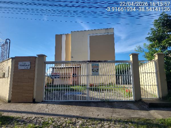 Vende-se em Itaitinga-CE  apto, 63.91 de área total, 48.09 de área privativa,  2_qto(s), WC, 1_sala(s), cozinha, 1_vaga(s) de garagem.