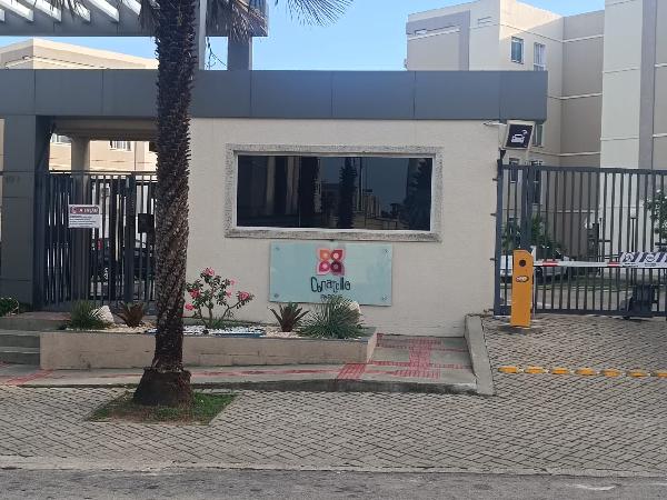 Vende-se em Fortaleza-CE  apto, 51.10 de área total, 40.82 de área privativa,  2_qto(s), WC, 1_sala(s), cozinha, 1_vaga(s) de garagem.