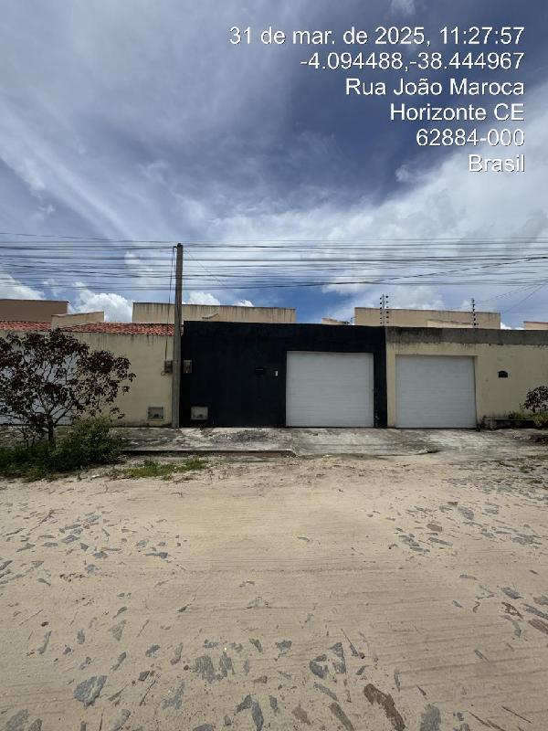 Vende-se em Horizonte-CE  Casa, 60.70 de área total, 60.70 de área privativa, 115.28 de área do terreno,  2_qto(s), varanda, a.serv, WC, 1_sala(s), cozinha, 1_vaga(s) de garagem.
