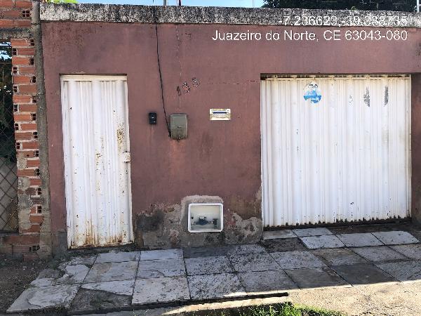 Vende-se em Juazeiro Do Norte-CE  Casa, 119.20 de área total, 119.20 de área privativa, 150.00 de área do terreno,  2_qto(s), varanda, a.serv, WC, 2_sala(s), cozinha.