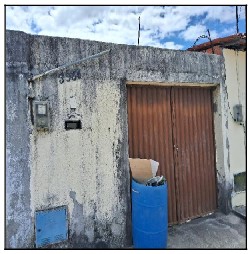 Vende-se em Maracanau-CE  Casa, 72.80 de área total, 72.80 de área privativa, 100.00 de área do terreno.