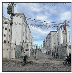 Vende-se em Fortaleza-CE  apto, 80.43 de área total, 44.28 de área privativa,  2_qto(s), a.serv, WC, 1_sala(s), cozinha.