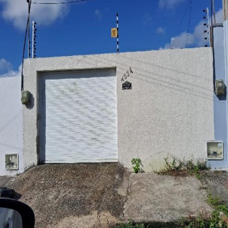 Vende-se em Horizonte-CE  Casa, 69.72 de área total, 69.72 de área privativa, 137.50 de área do terreno,  2_qto(s), a.serv, WC, 1_sala(s), cozinha, Terraco.