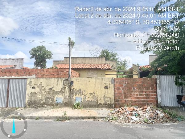 Vende-se em Horizonte-CE  Casa, 53.14 de área privativa, 141.00 de área do terreno,  2_qto(s), WC, 1_sala(s), cozinha, 1_vaga(s) de garagem.