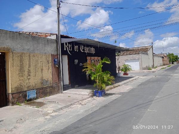 Vende-se em Horizonte-CE  Casa, 75.68 de área total, 75.68 de área privativa, 168.00 de área do terreno,  2_qto(s), a.serv, WC, 1_sala(s).