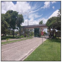 Vende-se em Eusebio-CE  Terreno, 362.36 de área do terreno.