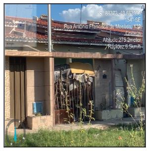 Vende-se em Crateus-CE  Casa, 121.20 de área privativa, 148.80 de área do terreno,  3_qto(s), varanda, a.serv, WC, 1_sala(s), cozinha.