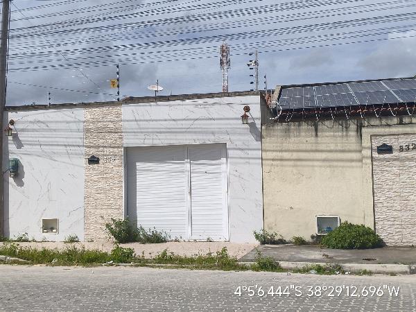 Vende-se em Horizonte-CE  Casa, 74.58 de área total, 74.58 de área privativa, 155.02 de área do terreno,  2_qto(s), a.serv, WC, cozinha, Terraco, 2_vaga(s) de garagem.