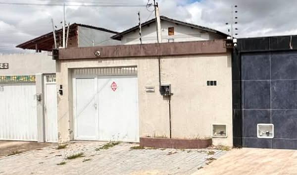 Vende-se em Caucaia-CE  Casa, 96.41 de área total, 96.41 de área privativa, 1_vaga(s) de garagem.