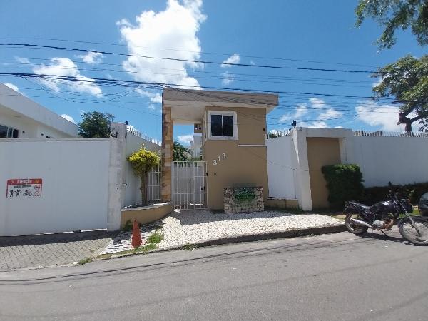 Vende-se em Eusebio-CE  Casa, 126.91 de área total, 123.52 de área privativa, 126.00 de área do terreno,  3_qto(s), a.serv, WC, 1_sala(s), 1 lavabo(s), cozinha.