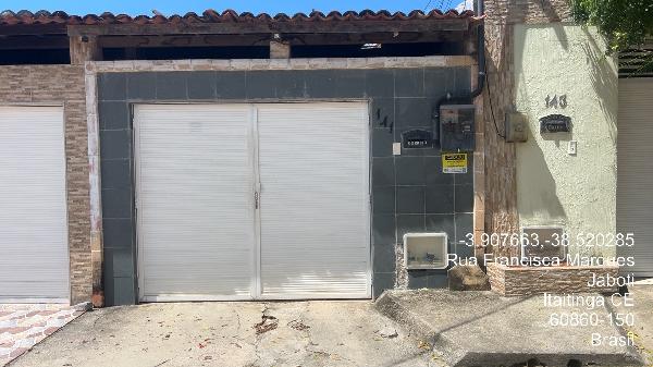 Vende-se em Itaitinga-CE  Casa, 68.00 de área total, 68.00 de área privativa,  2_qto(s), a.serv, WC, 1_sala(s), cozinha, 1_vaga(s) de garagem.