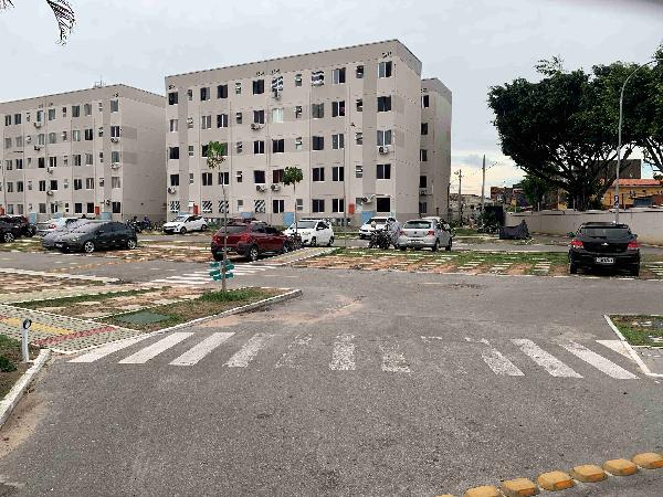 Vende-se em Fortaleza-CE  apto, 79.94 de área total, 42.64 de área privativa,  2_qto(s), WC, 1_sala(s), cozinha, 1_vaga(s) de garagem.