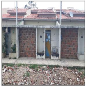 Vende-se em Crateus-CE  Casa, 117.16 de área privativa, 143.84 de área do terreno,  3_qto(s), varanda, a.serv, WC, 1_sala(s), cozinha, 1_vaga(s) de garagem.