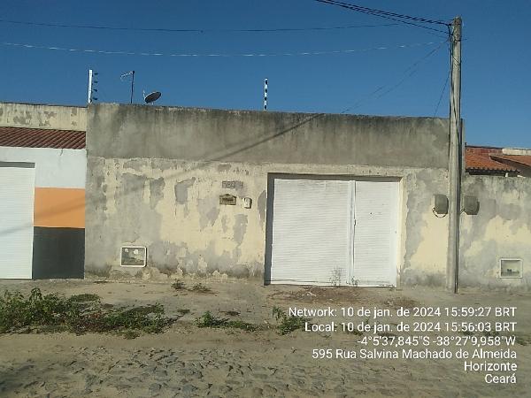 Vende-se em Horizonte-CE  Casa, 64.49 de área privativa, 322.50 de área do terreno,  2_qto(s), WC, 1_sala(s), cozinha, 1_vaga(s) de garagem.