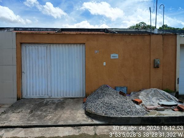 Vende-se em Eusebio-CE  Casa, 89.70 de área total, 89.70 de área privativa, 162.00 de área do terreno,  2_qto(s), a.serv, 1_sala(s), cozinha.