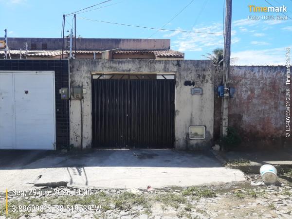 Vende-se em Itaitinga-CE  Casa, 66.80 de área total, 66.80 de área privativa, 100.00 de área do terreno,  2_qto(s), a.serv, WC, 1_sala(s), cozinha.