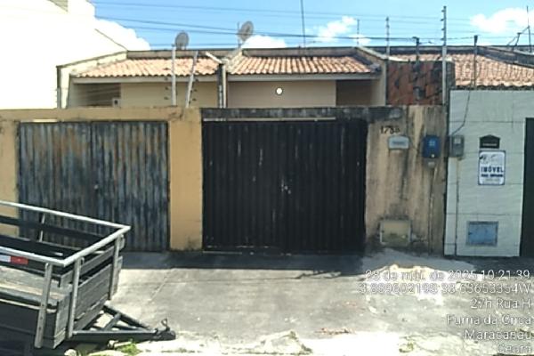 Vende-se em Maracanau-CE  Casa, 51.26 de área total, 51.26 de área privativa, 80.00 de área do terreno,  2_qto(s), a.serv, WC, 1_sala(s), cozinha, 1_vaga(s) de garagem.