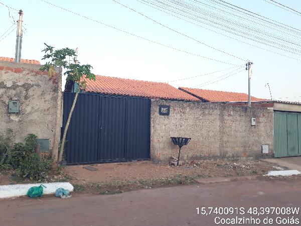 Vende-se em Cocalzinho De Goias-GO  Casa, 51.12 de área total, 51.12 de área privativa, 180.00 de área do terreno,  2_qto(s), WC, 1_sala(s), cozinha.
