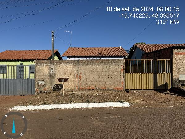 Vende-se em Cocalzinho De Goias-GO  Casa, 47.50 de área total, 47.50 de área privativa, 180.00 de área do terreno,  2_qto(s), WC, 1_sala(s), cozinha.