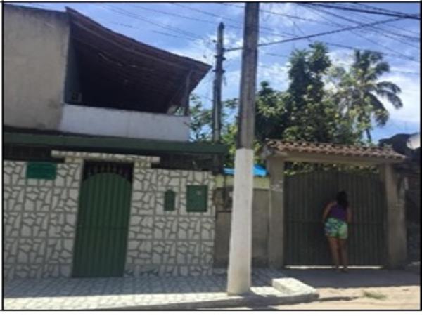 Vende-se em Sao Goncalo-RJ  apto, 66.00 de área privativa,  1_qto(s), WC, WC Emp, 1_sala(s), cozinha.