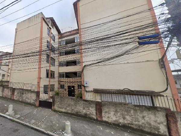 Vende-se em Sao Goncalo-RJ  apto, 48.00 de área privativa,  3_qto(s), WC, 1_sala(s), cozinha.