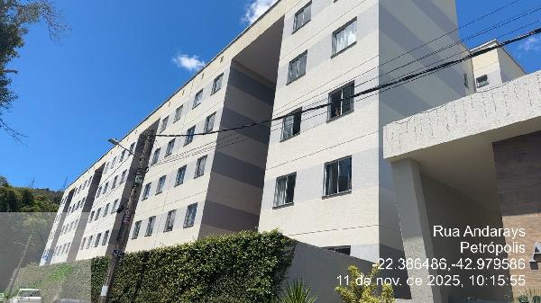 Vende-se em Teresopolis-RJ  apto, 45.89 de área total, 45.89 de área privativa,  2_qto(s), a.serv, WC, 1_sala(s), cozinha.