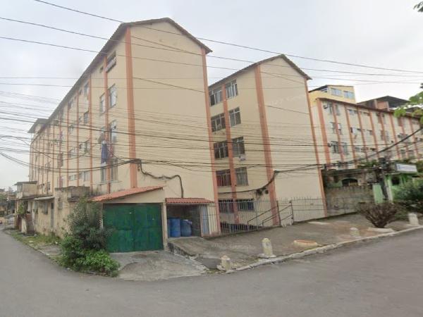 Vende-se em Sao Goncalo-RJ  apto, 51.87 de área privativa,  2_qto(s), WC, 1_sala(s), cozinha.
