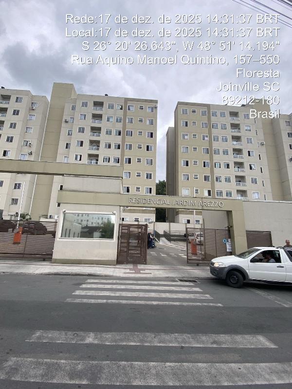 Vende-se em Joinville-SC  apto, 80.56 de área total, 44.32 de área privativa,  2_qto(s), WC, 1_sala(s), cozinha, 1_vaga(s) de garagem.