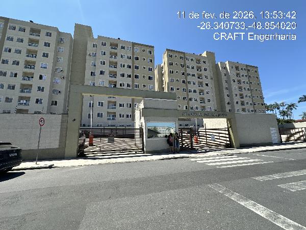 Vende-se em Joinville-SC  apto, 68.56 de área total, 44.32 de área privativa,  2_qto(s), WC, 1_sala(s), cozinha, 1_vaga(s) de garagem.