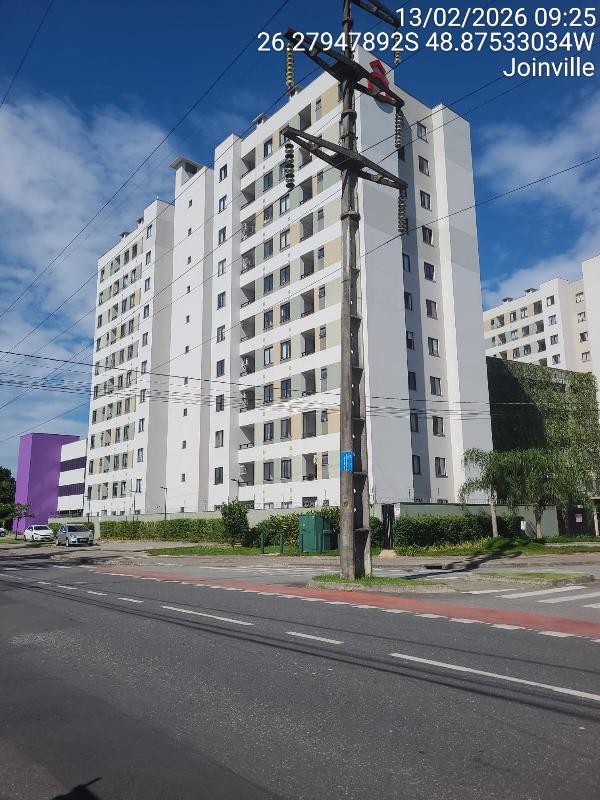 Vende-se em Joinville-SC  apto, 90.02 de área total, 62.76 de área privativa,  2_qto(s), WC, 1_sala(s), cozinha, 1_vaga(s) de garagem.