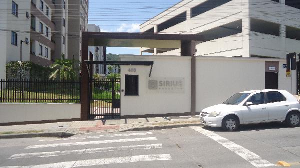 Vende-se em Joinville-SC  apto, 88.23 de área total, 63.56 de área privativa,  2_qto(s), a.serv, WC, 1_sala(s), cozinha, 1_vaga(s) de garagem.