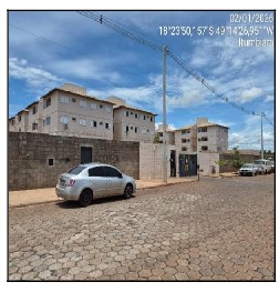 Vende-se em Itumbiara-GO  apto, 49.37 de área privativa,  2_qto(s), varanda, WC, 1_sala(s), cozinha, 1_vaga(s) de garagem.