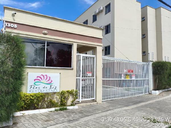 Vende-se em Sobral-CE  apto, 73.92 de área total, 50.71 de área privativa,  2_qto(s), WC, 1_sala(s), cozinha, 1_vaga(s) de garagem.