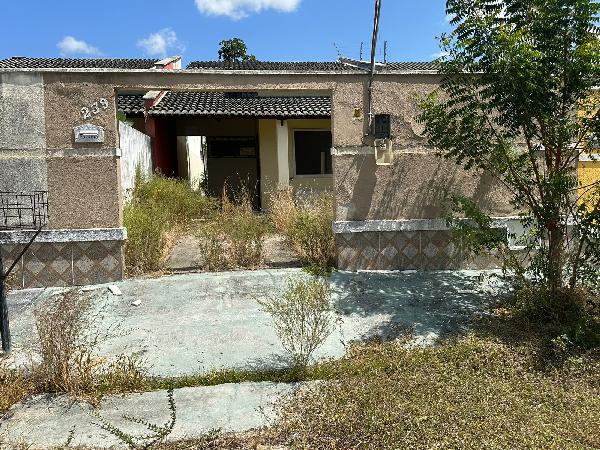 Vende-se em Pacajus-CE  Casa, 74.80 de área privativa, 150.00 de área do terreno,  2_qto(s), WC, 1_sala(s), cozinha, 2_vaga(s) de garagem.