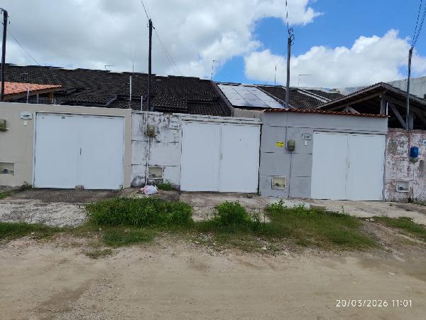 Vende-se em Pacatuba-CE  Casa, 71.04 de área total, 71.04 de área privativa, 264.00 de área do terreno,  2_qto(s), WC, 1_sala(s), cozinha.