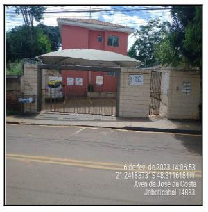 Vende-se em Jaboticabal-SP  apto, 47.21 de área privativa,  2_qto(s), a.serv, WC, 1_sala(s), cozinha, 1_vaga(s) de garagem.